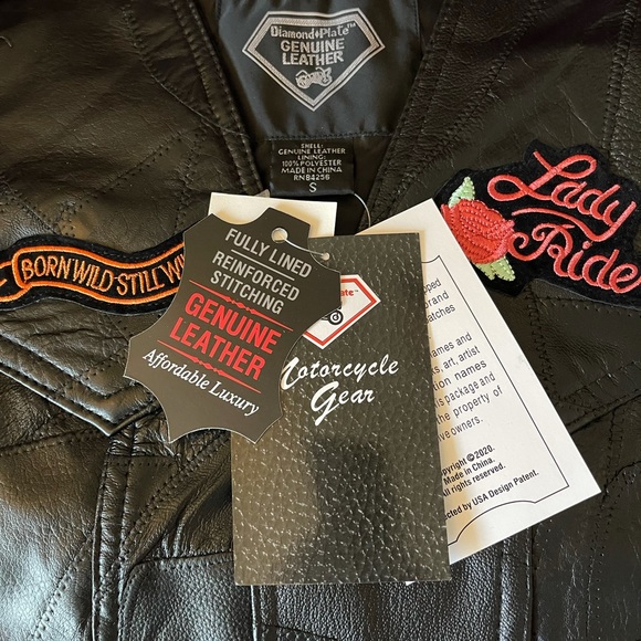 NWT DIAMOND PLATE LADIES ROCK BLACK RIDING LEATHER VEST | Size Small - Picture 5 of 10